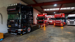 20251019-Tom-Holding-00109